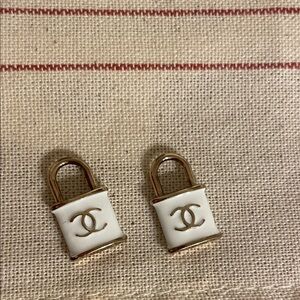 CHANEL authentic Up cycled White and Gold pendant set of 2 💕